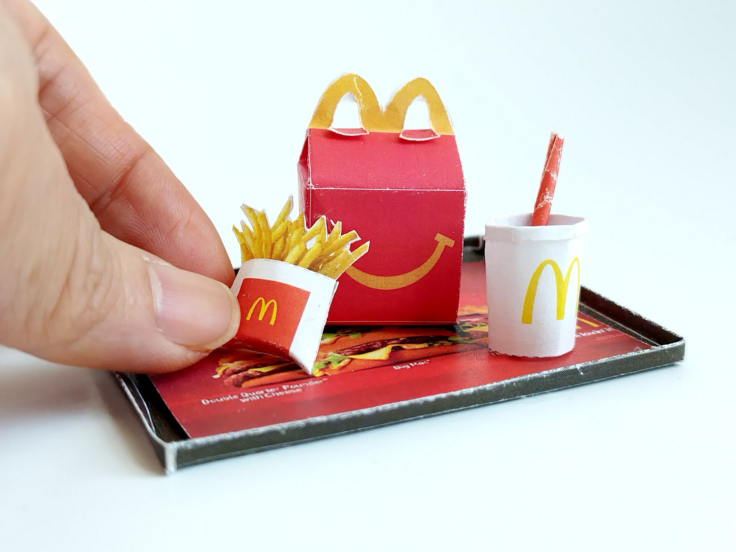 10 pieces McDonald's Meal and Happy Meal Set - Printable Dollhouse Mcdonald Fast Food for doll - Burger, Fries, DIY,