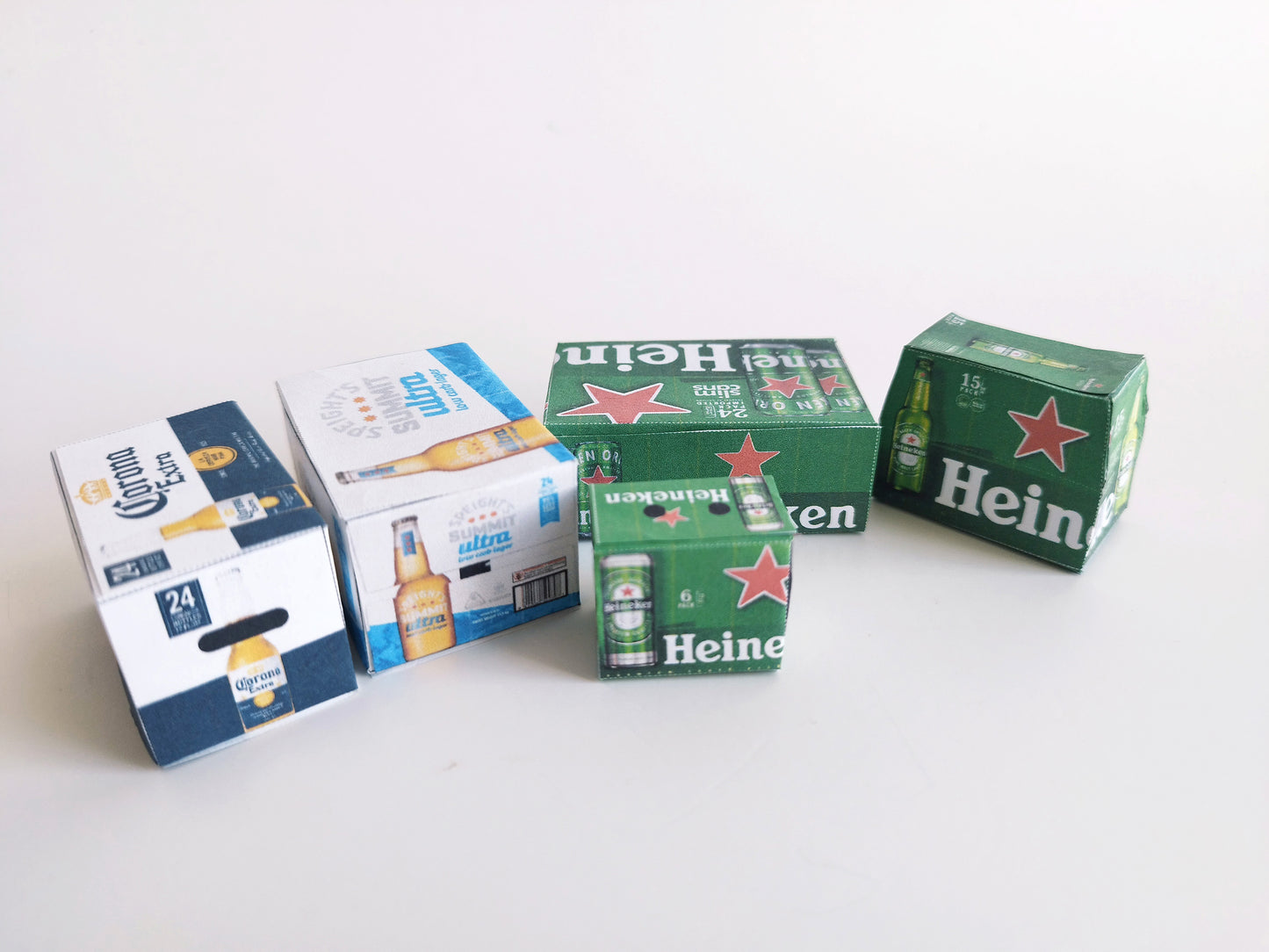 1:6 Scale , 5 items beers, cold drinks, refrigerator beer, alcohol , yearly ornament