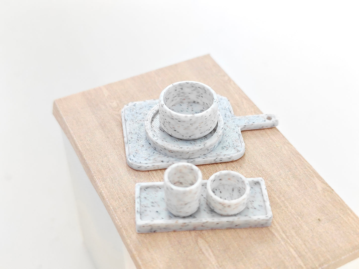 Bring life to your miniature scenes with this STL 3D < 1:12 Bowl and Plate>!
It is 1:12 size . Perfect for enrich your dollhouse or dioramas. Download, print, and customize to your heart's content!
