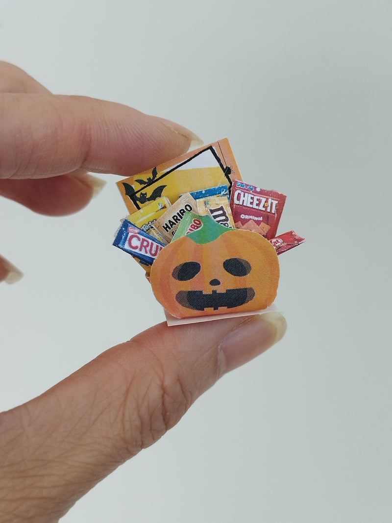 1:12 Scale Halloween Miniatures – Snack Bucket Printable (PDF Pattern)