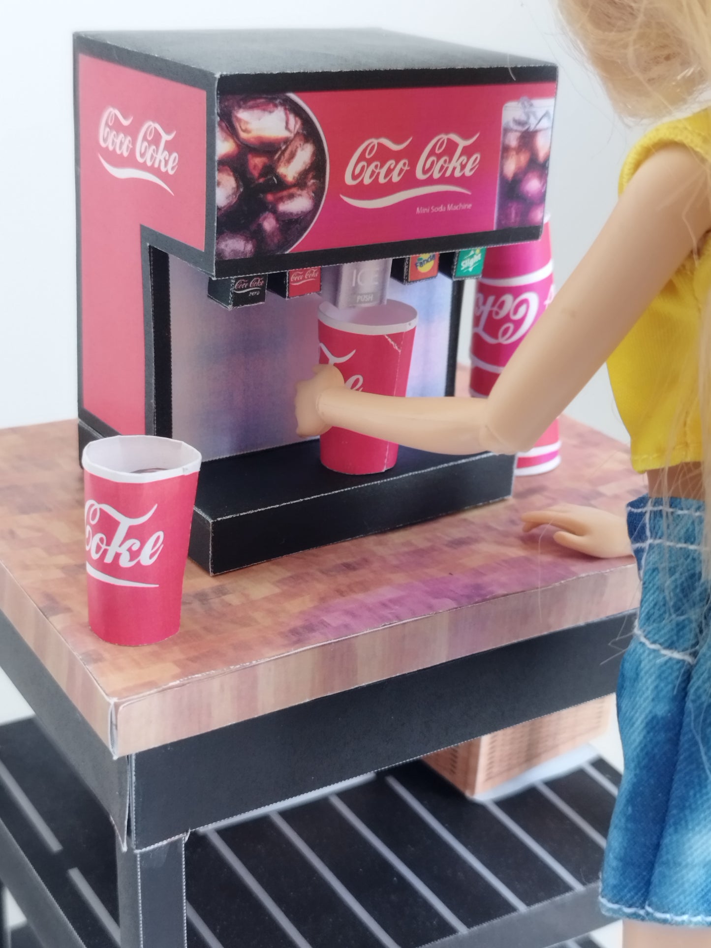 1:6 DIY printable Soda machine pop machine fastfood drink Miniature Furniture Coke Cup  Easy Fun Hobby