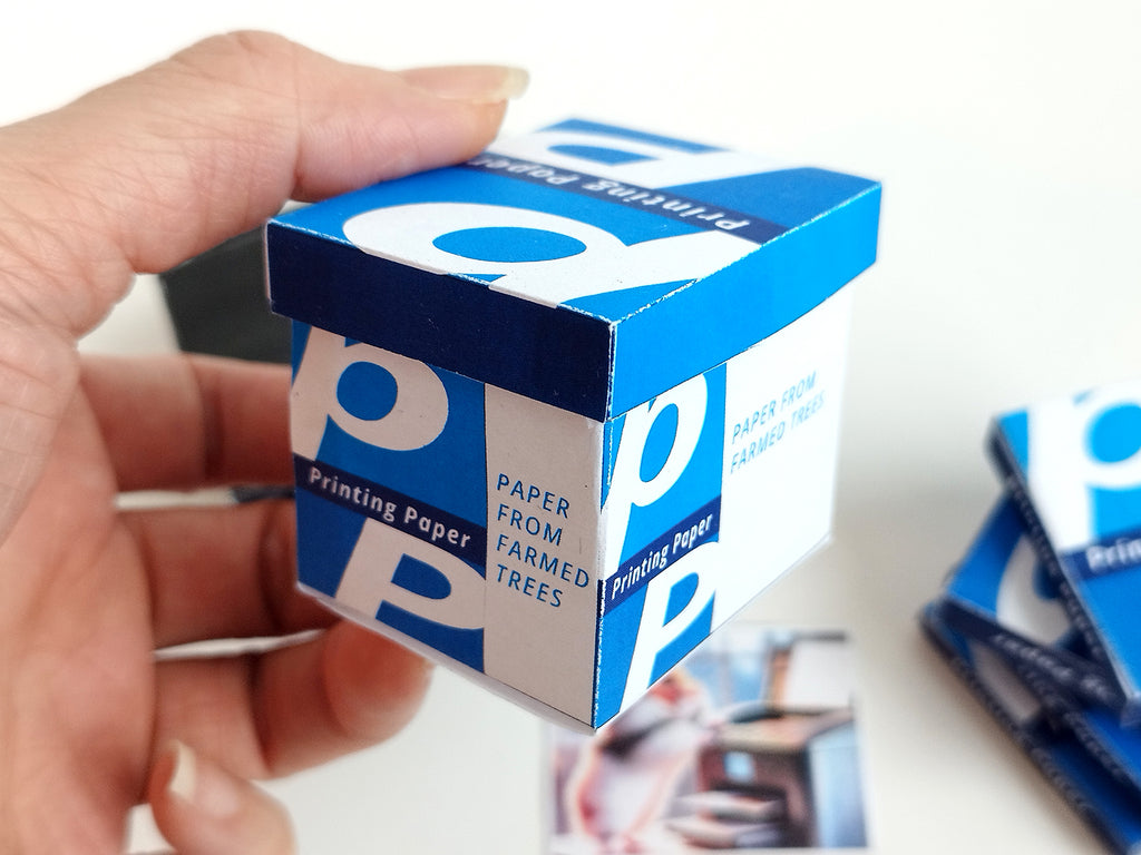 1:6 paper printer and printing paper  -  Designed for crafting dollhouse office space