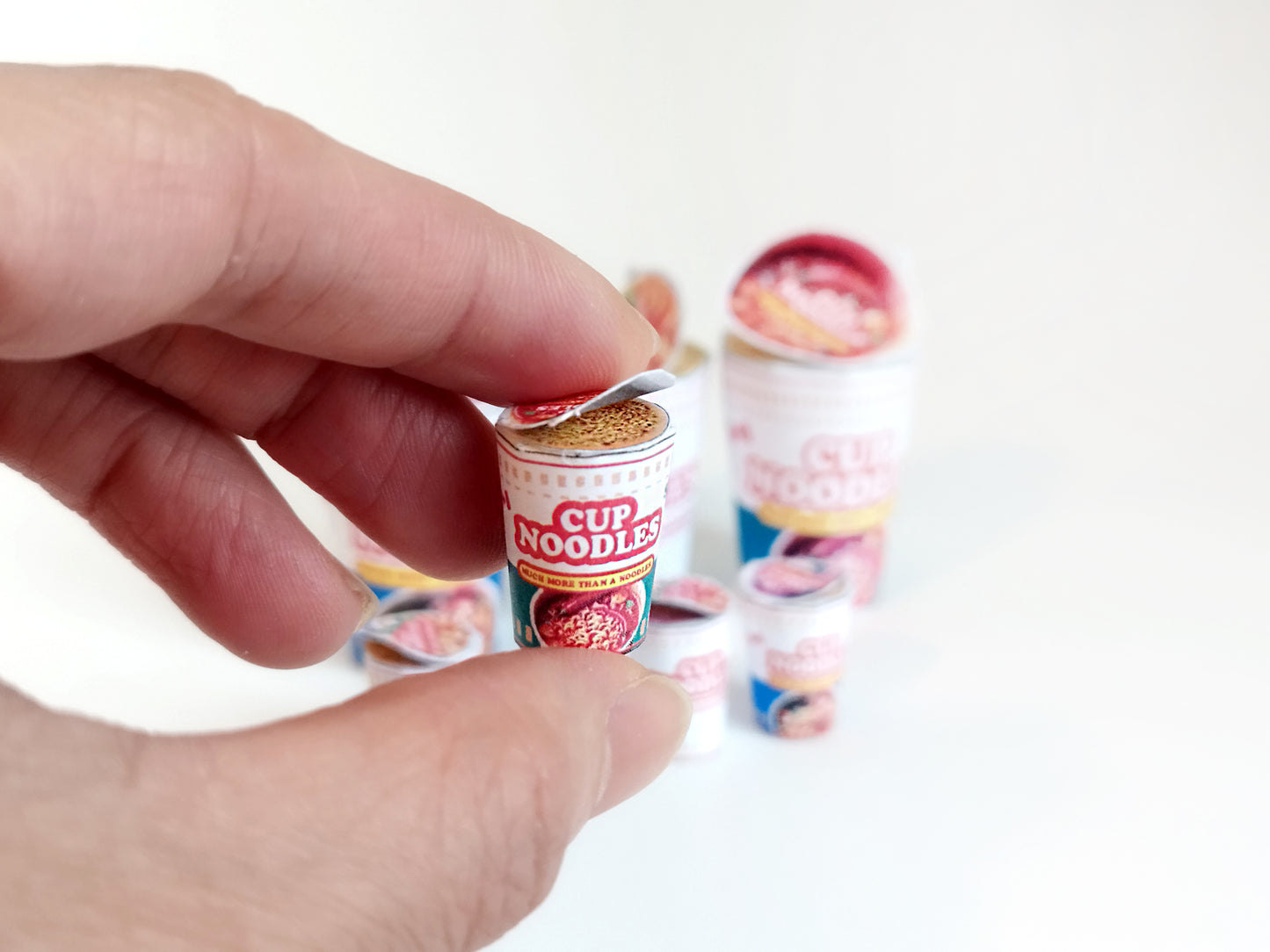 3 styles 1:6 scale and jumbo size Instant cup noodles - Printable Dollhouse miniature template