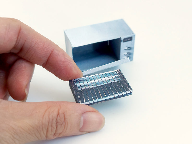 1:12 Scale Openable Dollhouse Oven – Printable Miniature Kitchen Appliance (PDF)