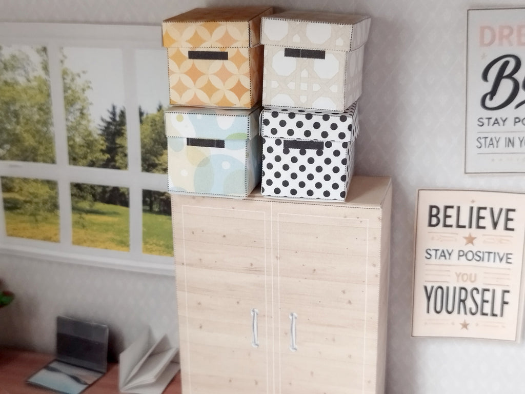 1:12 organization boxes 4 items in different color, easy fold