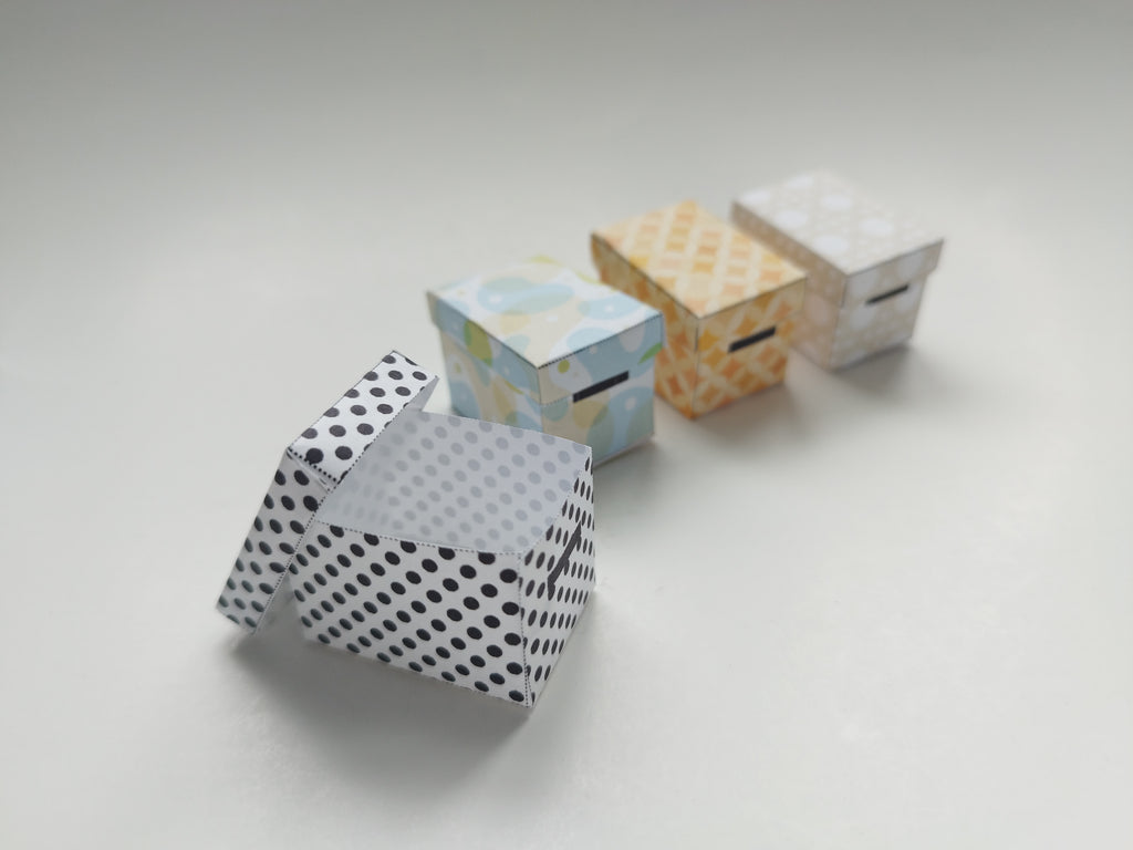 1:12 organization boxes 4 items in different color, easy fold