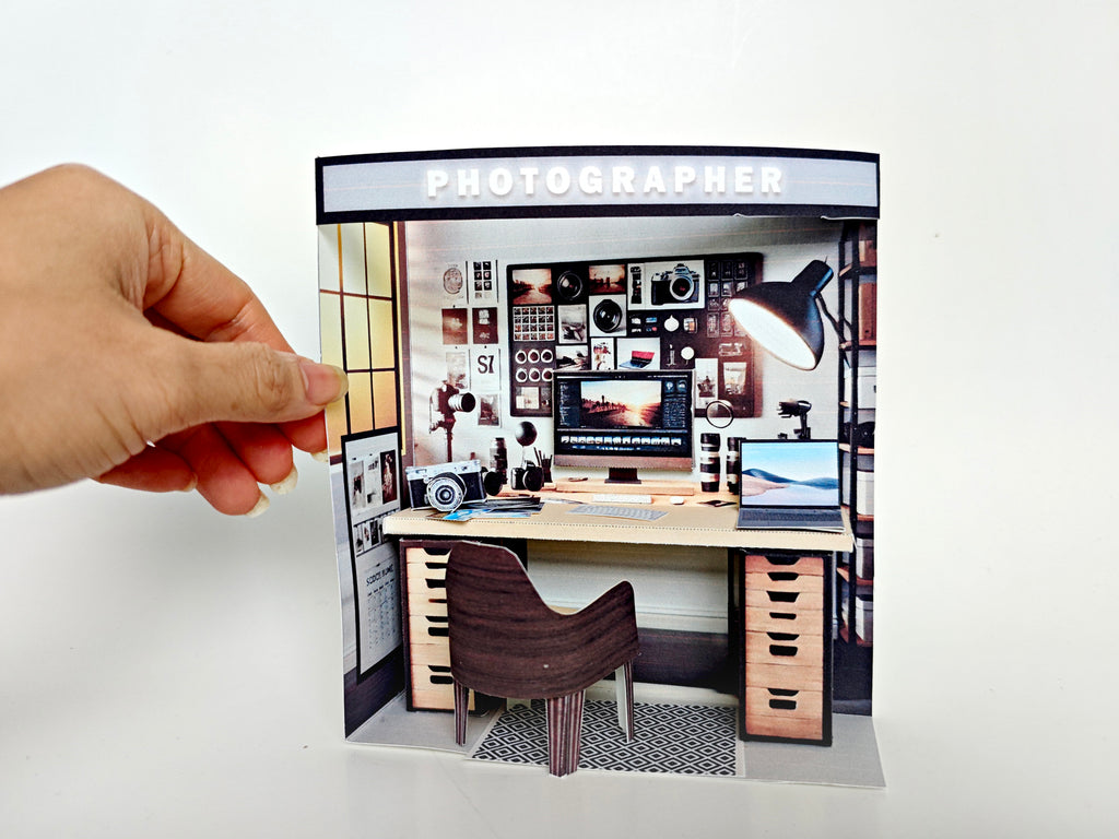 Pick Scene realistic 1:12 photographer working desk-  diorama room, dollhouse, doll scene, camera, photos, working desk