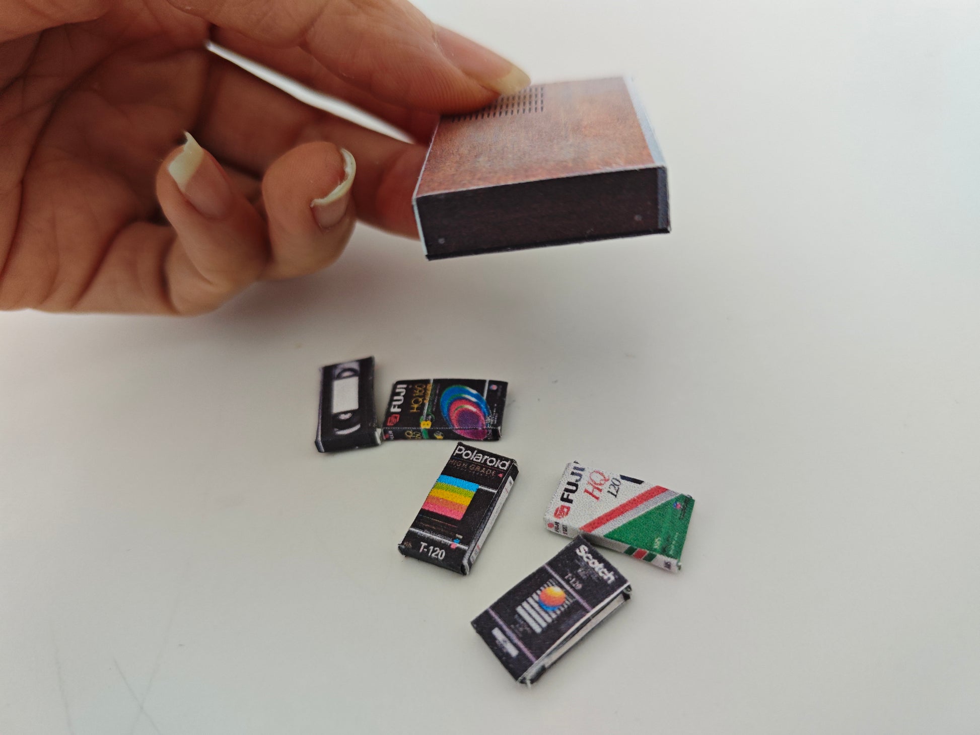 1:12 Scale , 6 items Classic video Tape and record player- Printable Dollhouse decorations - printable miniature template