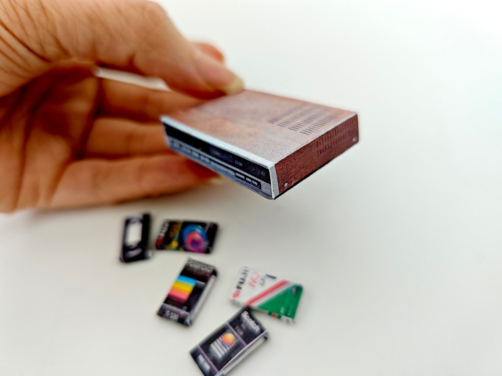 1:12 Scale , 6 items Classic video Tape and record player- Printable Dollhouse decorations - printable miniature template