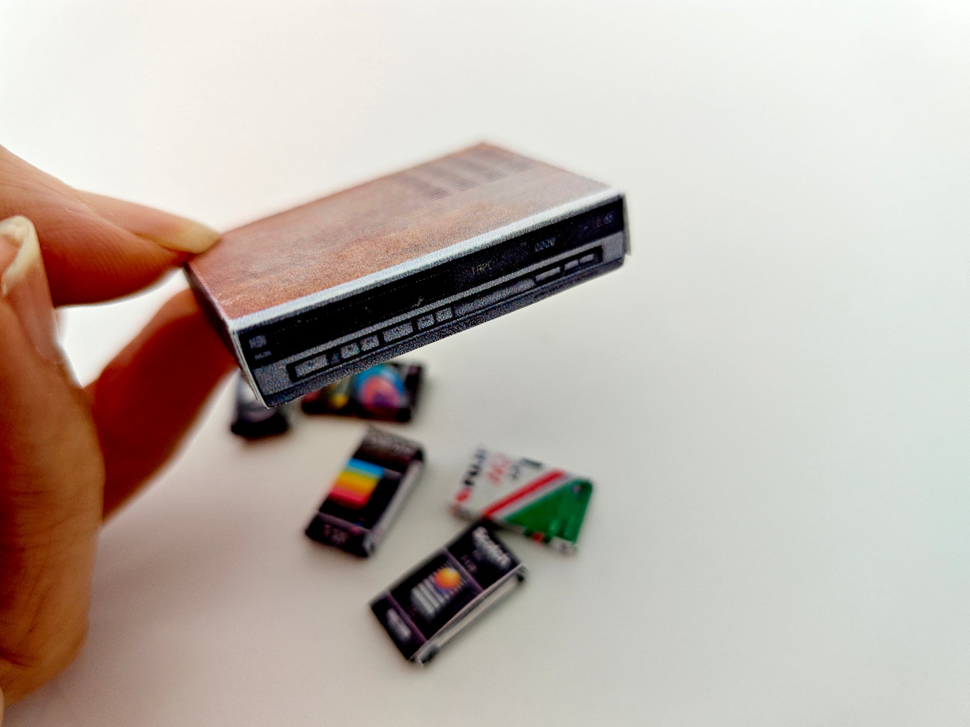 1:12 Scale , 6 items Classic video Tape and record player- Printable Dollhouse decorations - printable miniature template