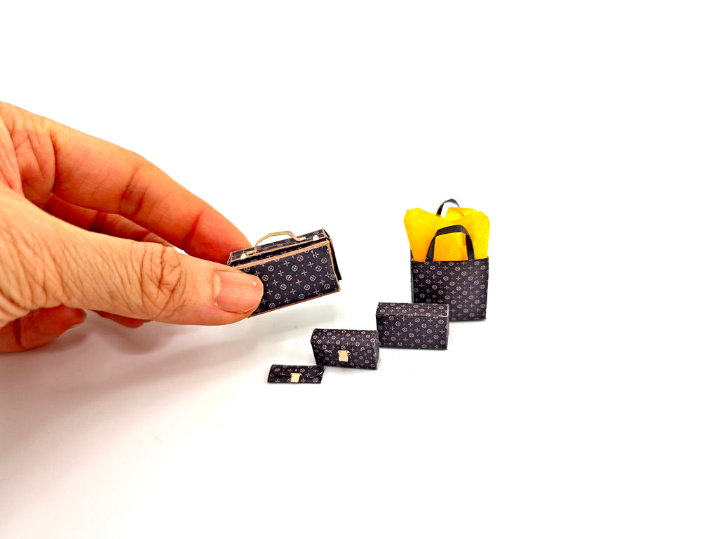 1:12 Luxury brands bags, purse and boxes for dollhouse and department store, 5 items miniatures, luxury house decorations