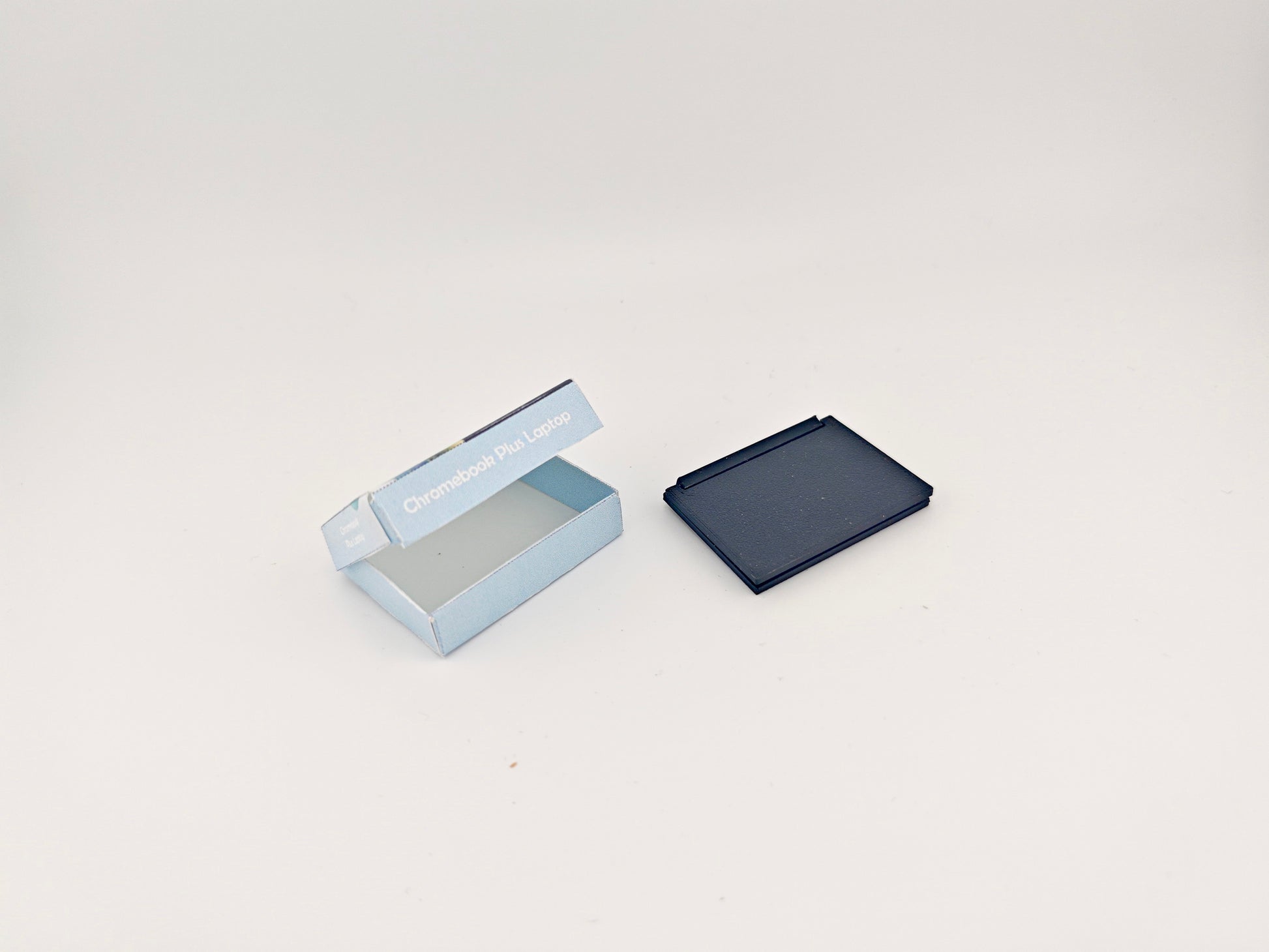 1:12 realism laptop Chromebook plus laptop, foldable, window computer, packaging, dollhouse, stationery, student laptop, 3D STL , dioramas
