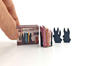 Add a touch of Easter charm to your 1:12 dollhouse with these adorable Rabbit Runny Easter Bookends!