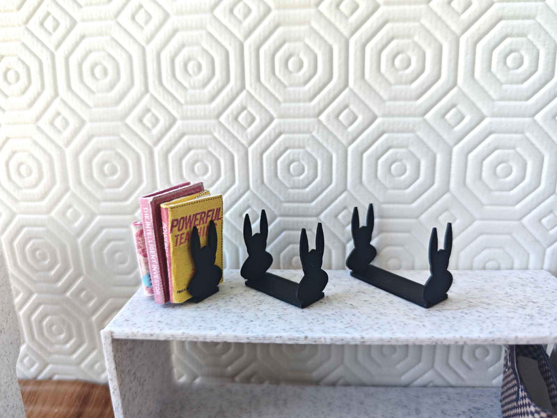 Add a touch of Easter charm to your 1:12 dollhouse with these adorable Rabbit Runny Easter Bookends!