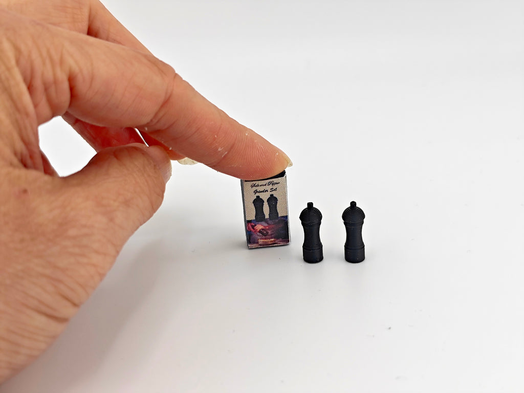 1:12 Salt & Pepper Grinder Set — STL File for Dollhouse Kitchen with Storage Box