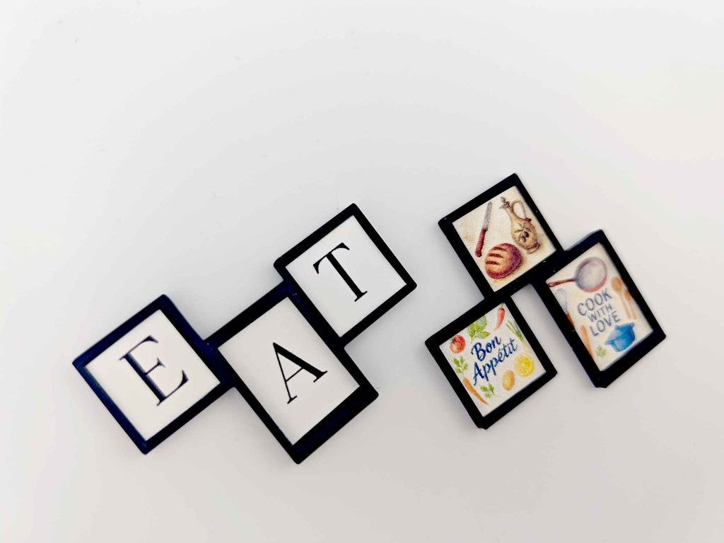 1:12 photo frame for mother's day and kitchen. 4 sets of photo graphic included, 3D print file, miniature dollhouse decoration