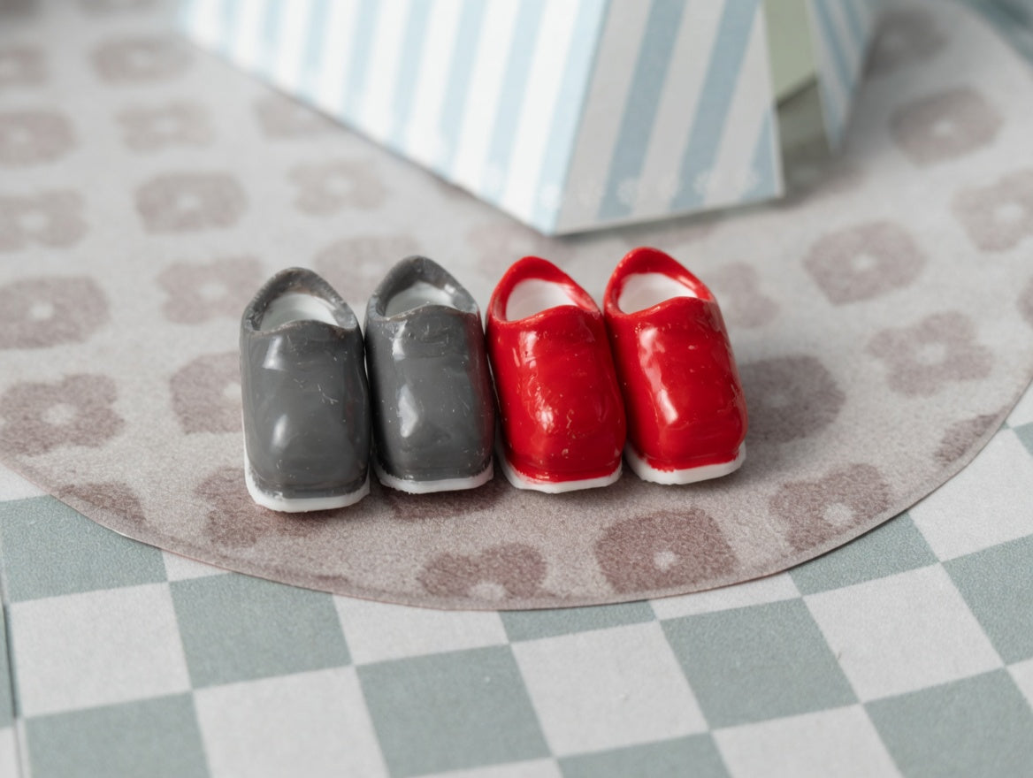 1:12 Scale Baby Shoes (Only shoes, not included Baby) | Dollhouse Nursery Essentials (Physical Product)