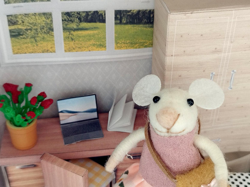 BMM Shoebox Kit 1:12 / 4 inch doll, Bedroom scenes 10 in 1, Sink, Tub, Toilet, mirror,Printable Dollhouse furniture, DIY, recycle project, diorama