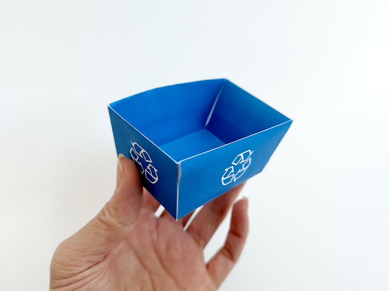 Recycle Bin for Office Recycling Container garbage bin rubbish bin trash bin for dollhouse Small Storage Bin with Recycling Logo, Blue 1:6