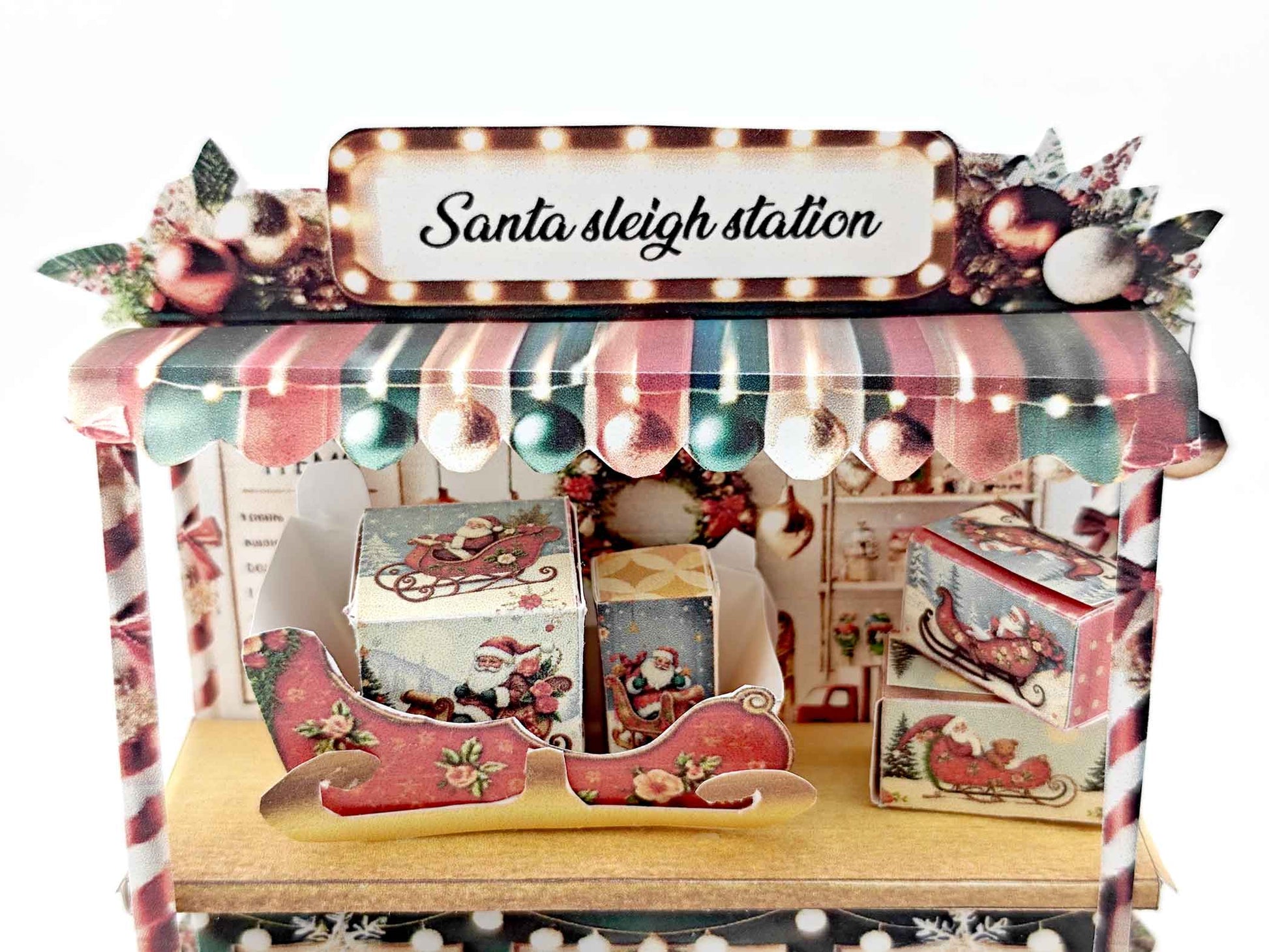 PickScene Christmas Santa sleigh station Stand for DIY a Christmas presents to be a crafting xmas card