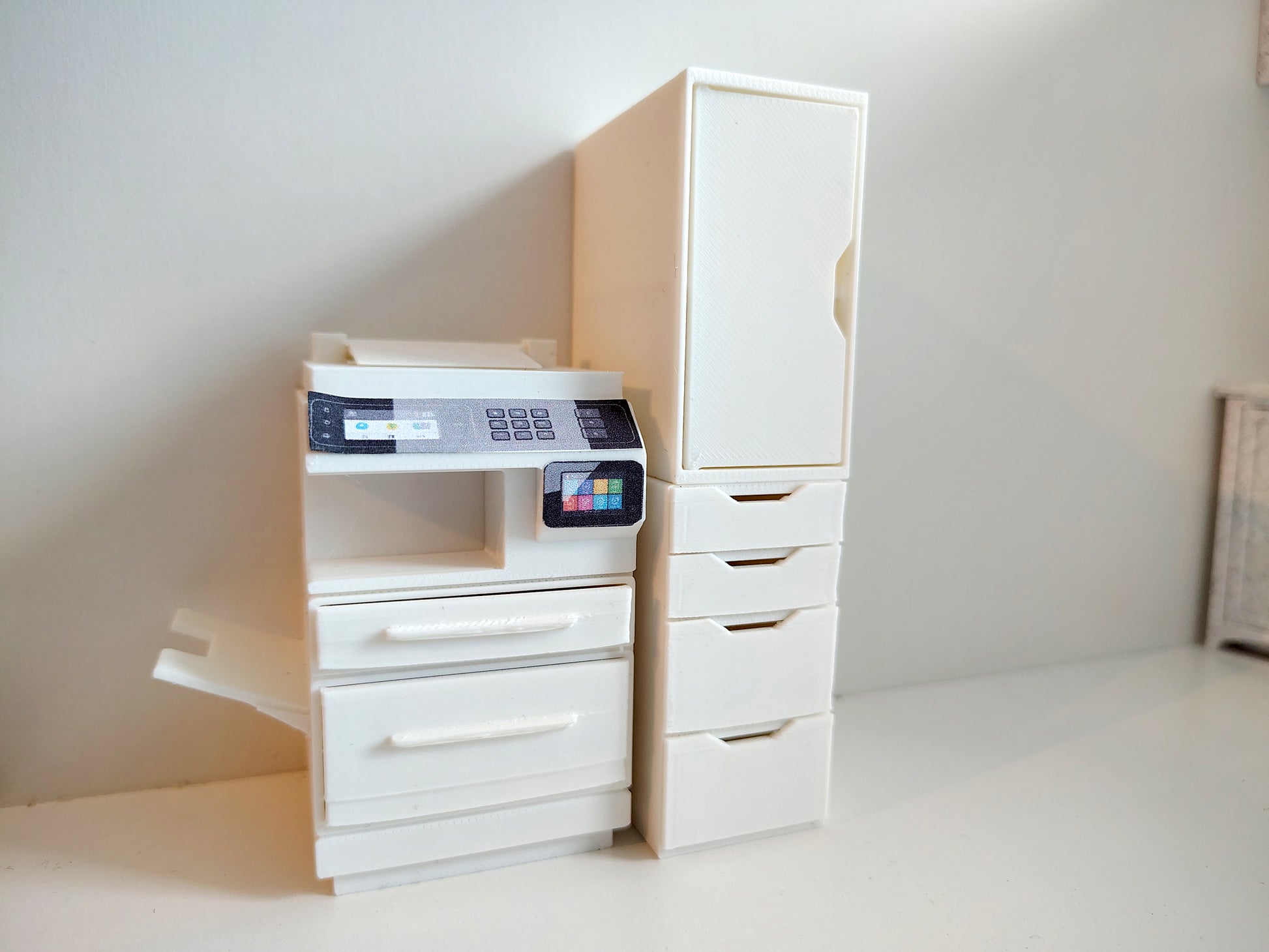 1:12 Office desk, crafter drawer STL file for dollhouse print,