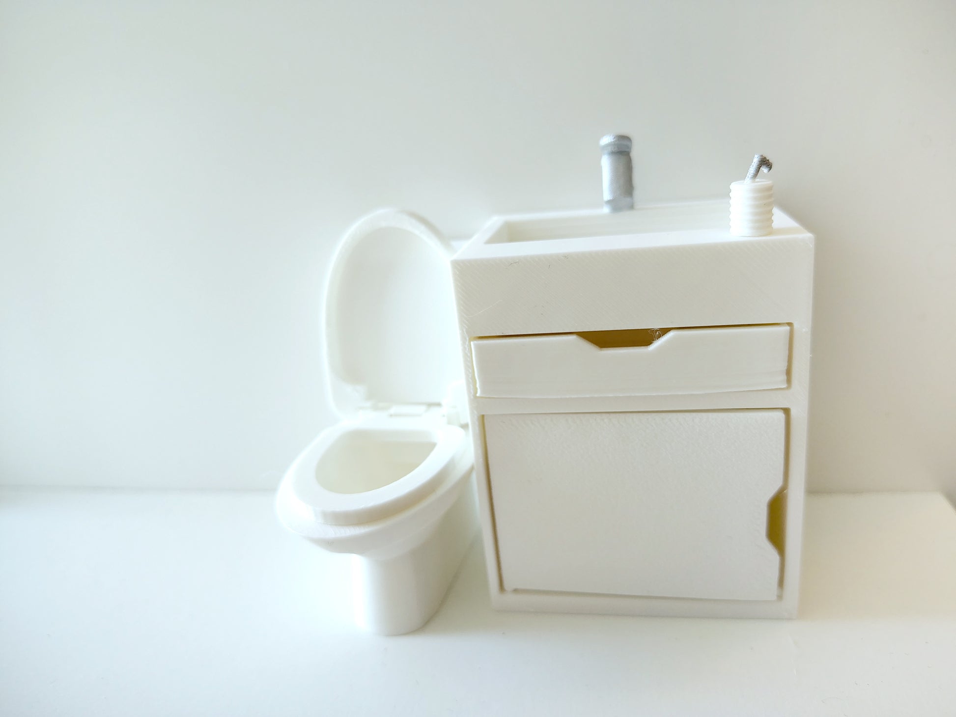 1:12 Toilet Seat STL File | Dollhouse Bathroom, Washroom & Restroom Miniature Diorama