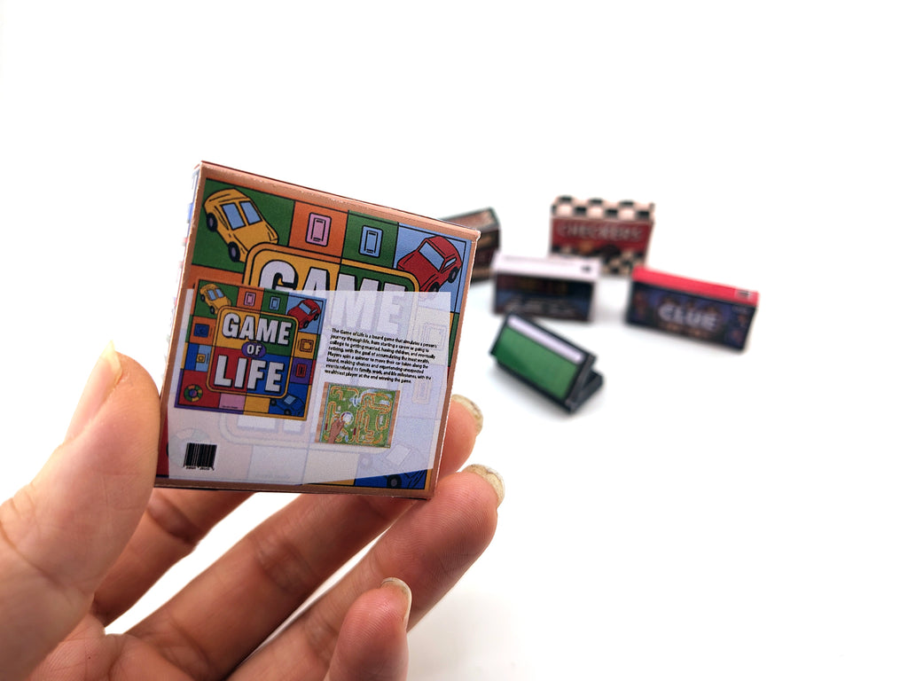 miniature 1:6, 7 items Board Games and openable chess board Clue, Checker, scrabble, game of life, Othello12 l toy printable template