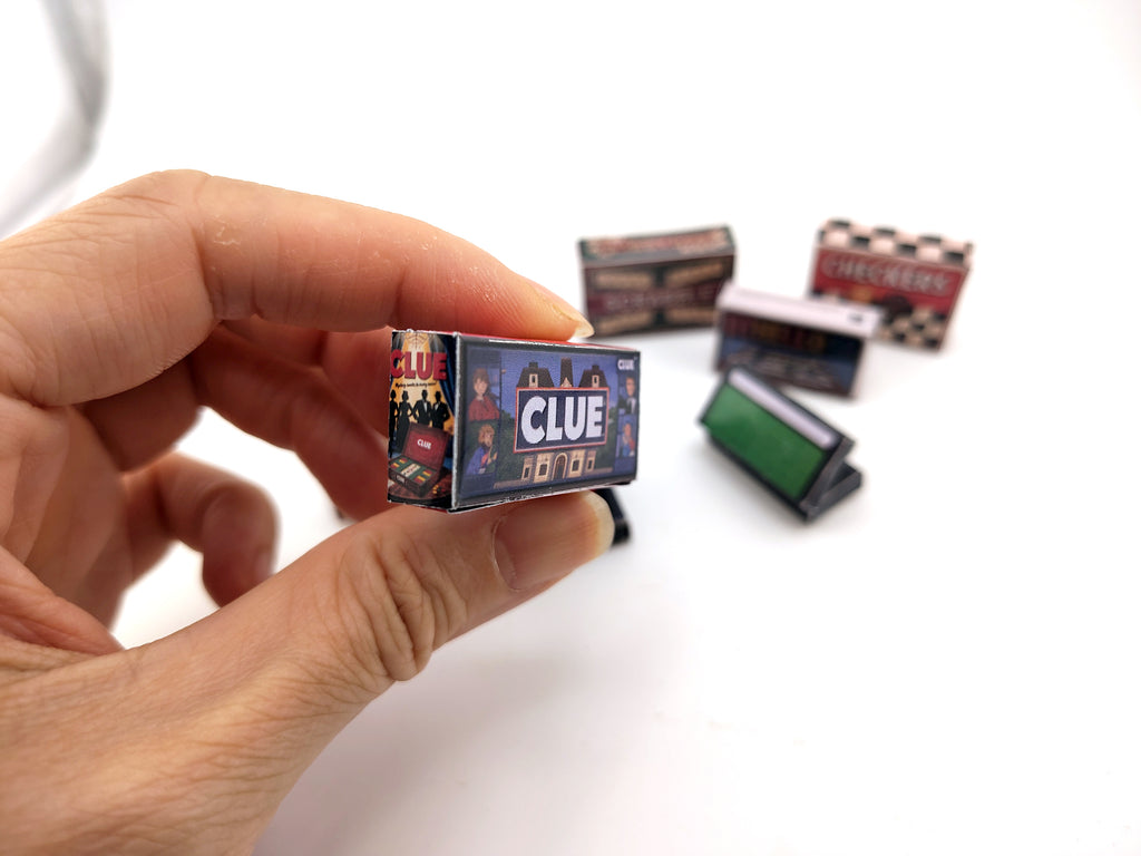 miniature 1:6, 7 items Board Games and openable chess board Clue, Checker, scrabble, game of life, Othello12 l toy printable template