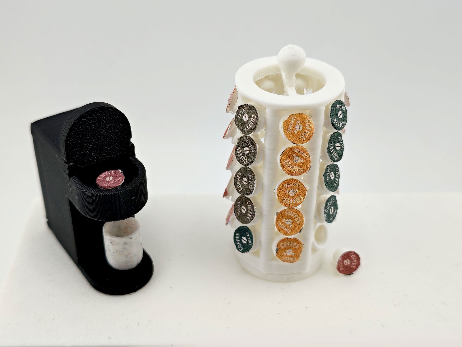 1:12 spinnable Capsule Holder with 40 Coffee Capsules — Miniature Kitchen Appliance STL for Dollhouse Coffee Bar (3D Print File)