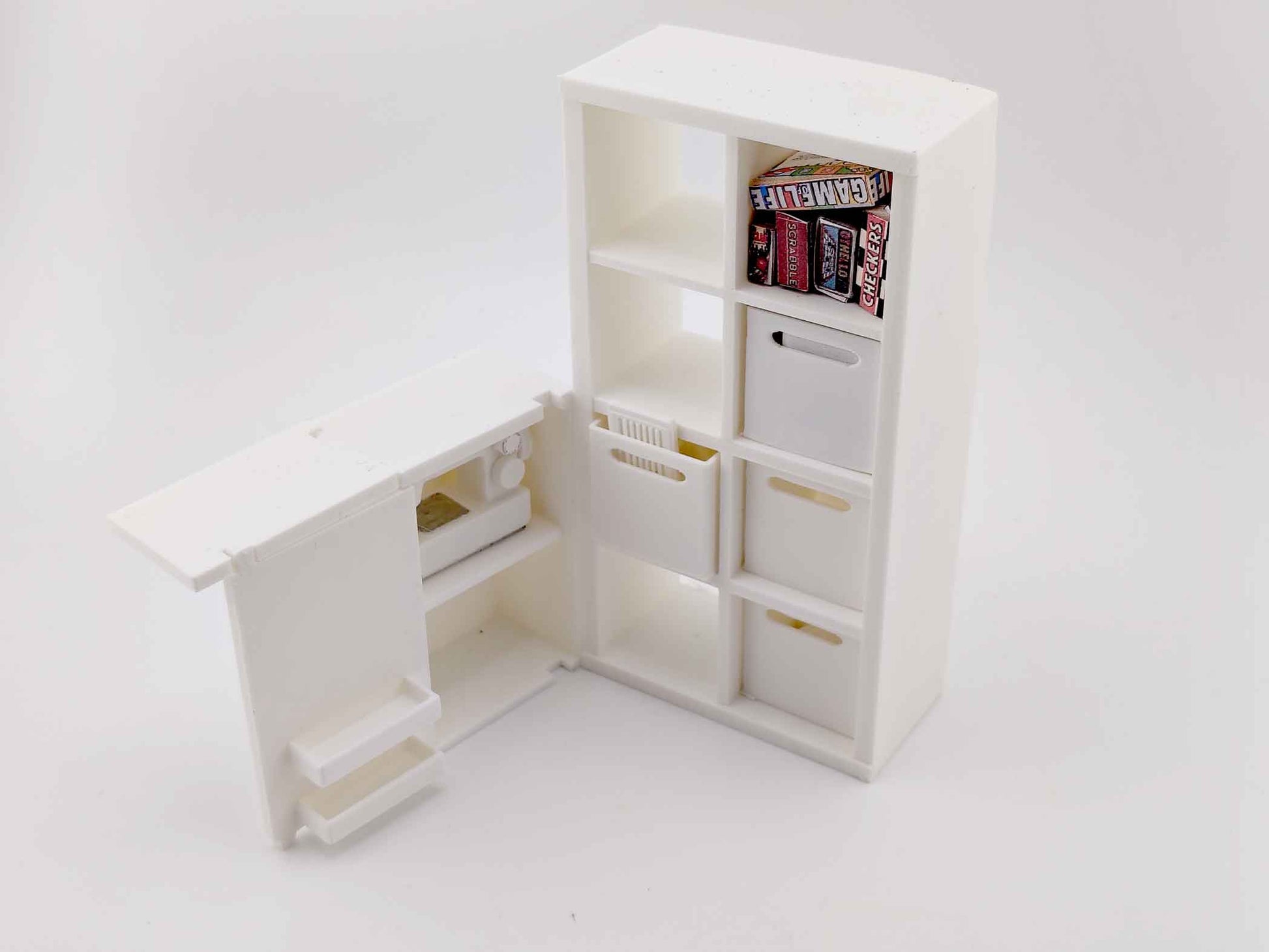 1:12 sewing machine STL file,  prints are included, craft room equipment, crafter dollhouse diorama