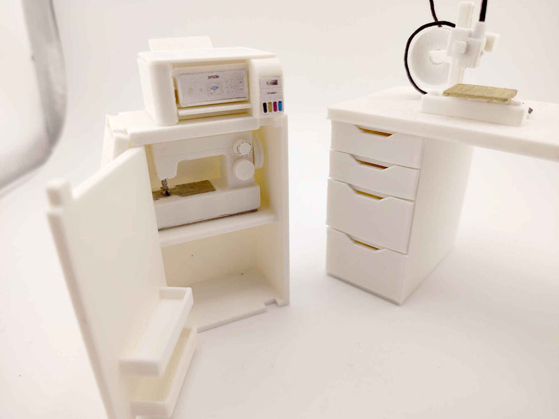 1:12 sewing machine STL file,  prints are included, craft room equipment, crafter dollhouse diorama