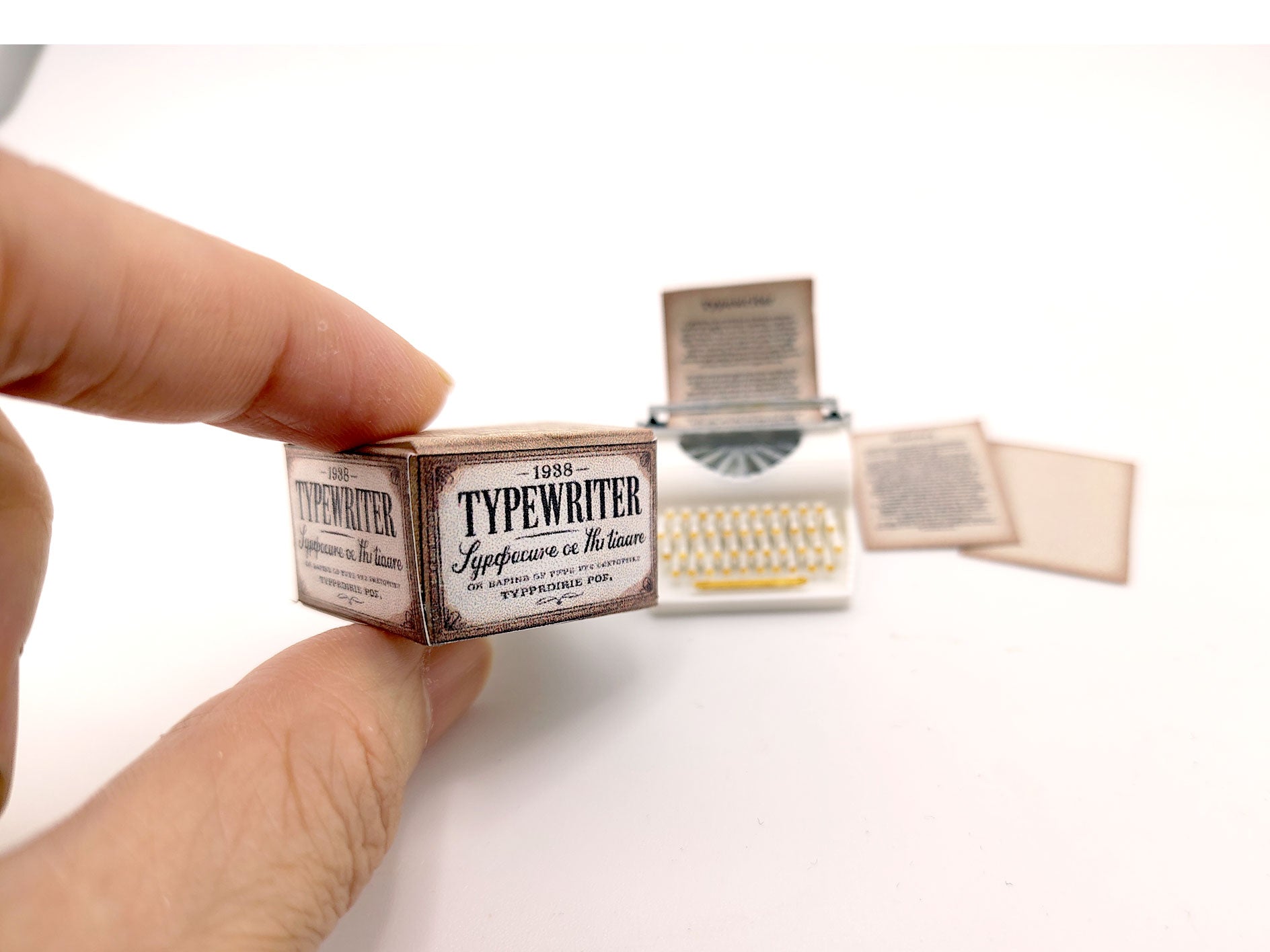 1:12 Vintage Typewriter STL File — Miniature Office Equipment with Printable Paper for Dollhouse Diorama (3D Print Download)