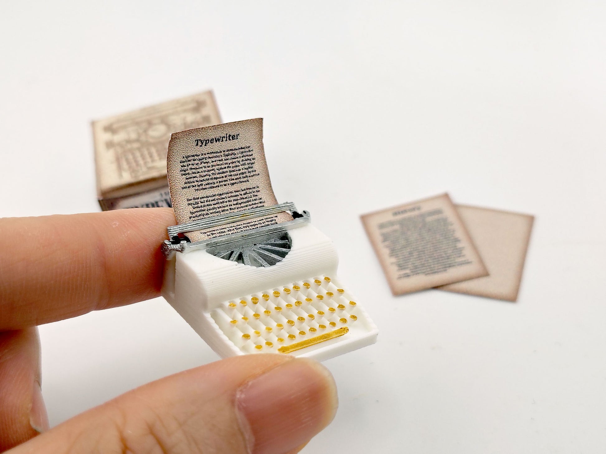 1:12 Vintage Typewriter STL File — Miniature Office Equipment with Printable Paper for Dollhouse Diorama (3D Print Download)