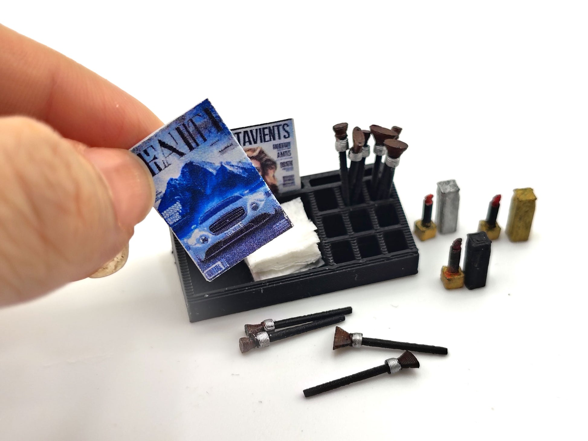 1:12 Make up brushes, lips stick and holder included simple magazine, cosmetic set for doll bedroom, STL file instant download