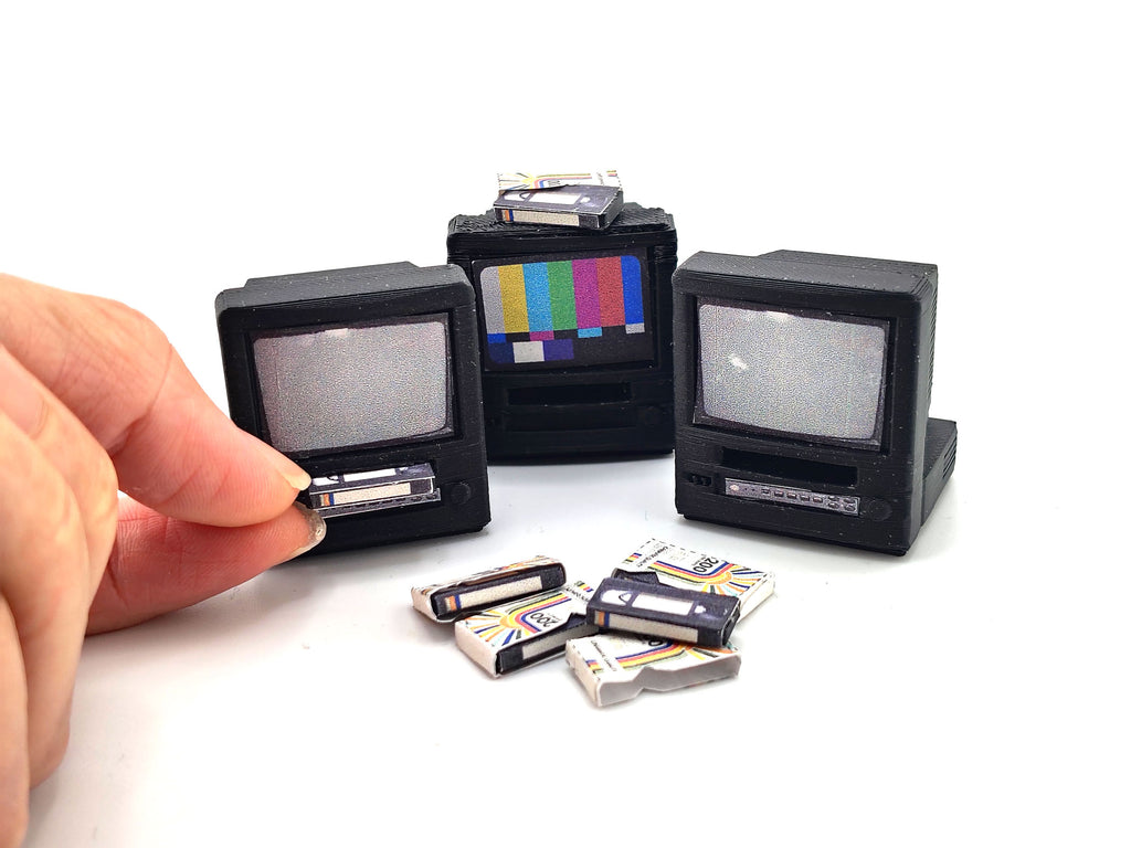 Vintage TV and VHS player 1:12 STL file for dollhouse, included printable sticker, instant download, Bambu lab a1 mini tested