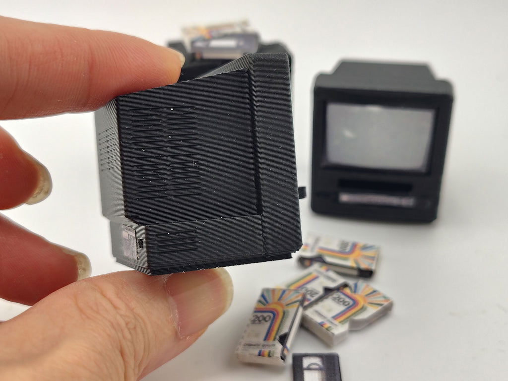 Vintage TV and VHS player 1:12 STL file for dollhouse, included printable sticker, instant download, Bambu lab a1 mini tested