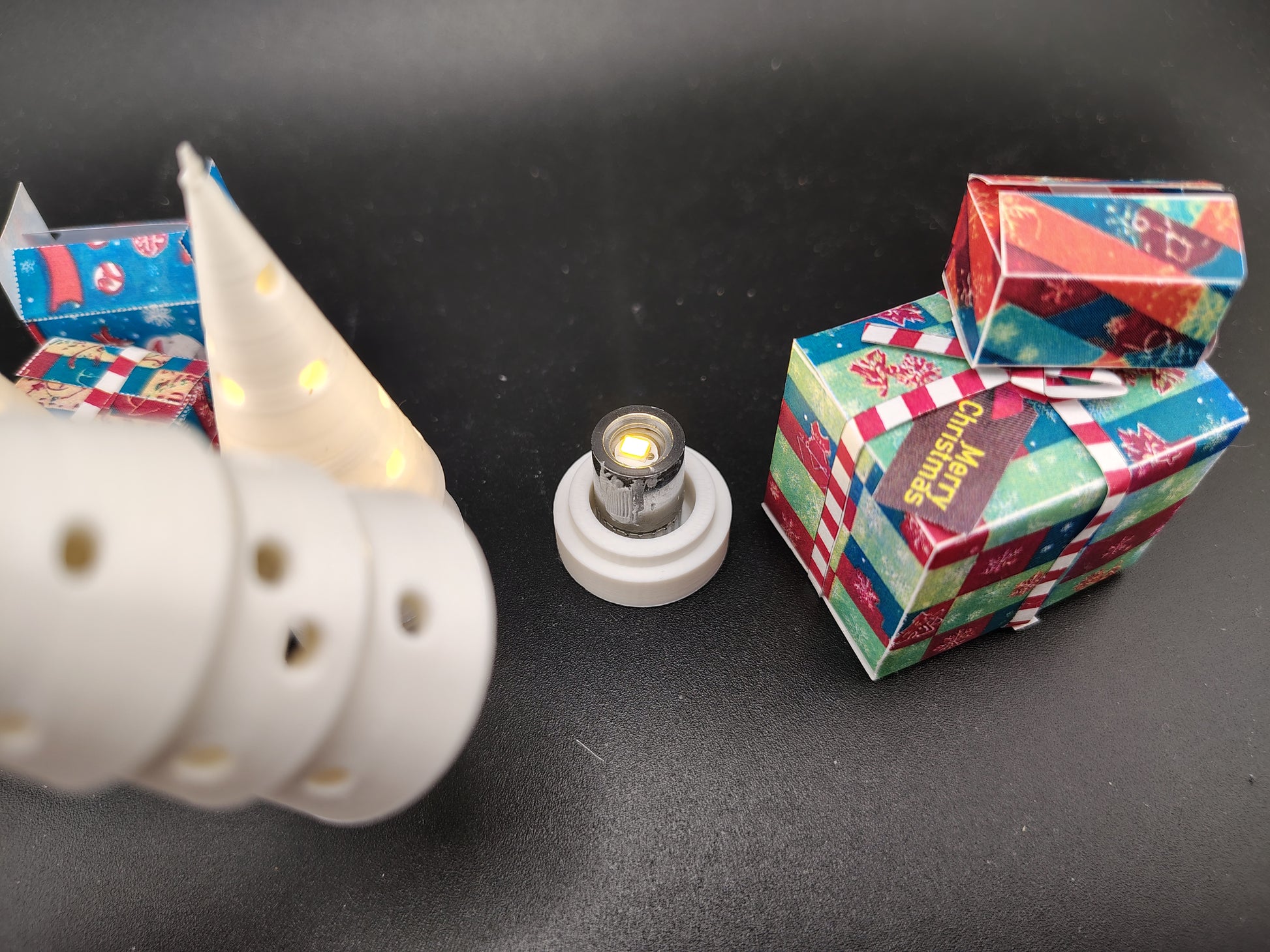 Christmas Tree easy light on decoration STL file for dollhouse or desk x'mas display , 3 style