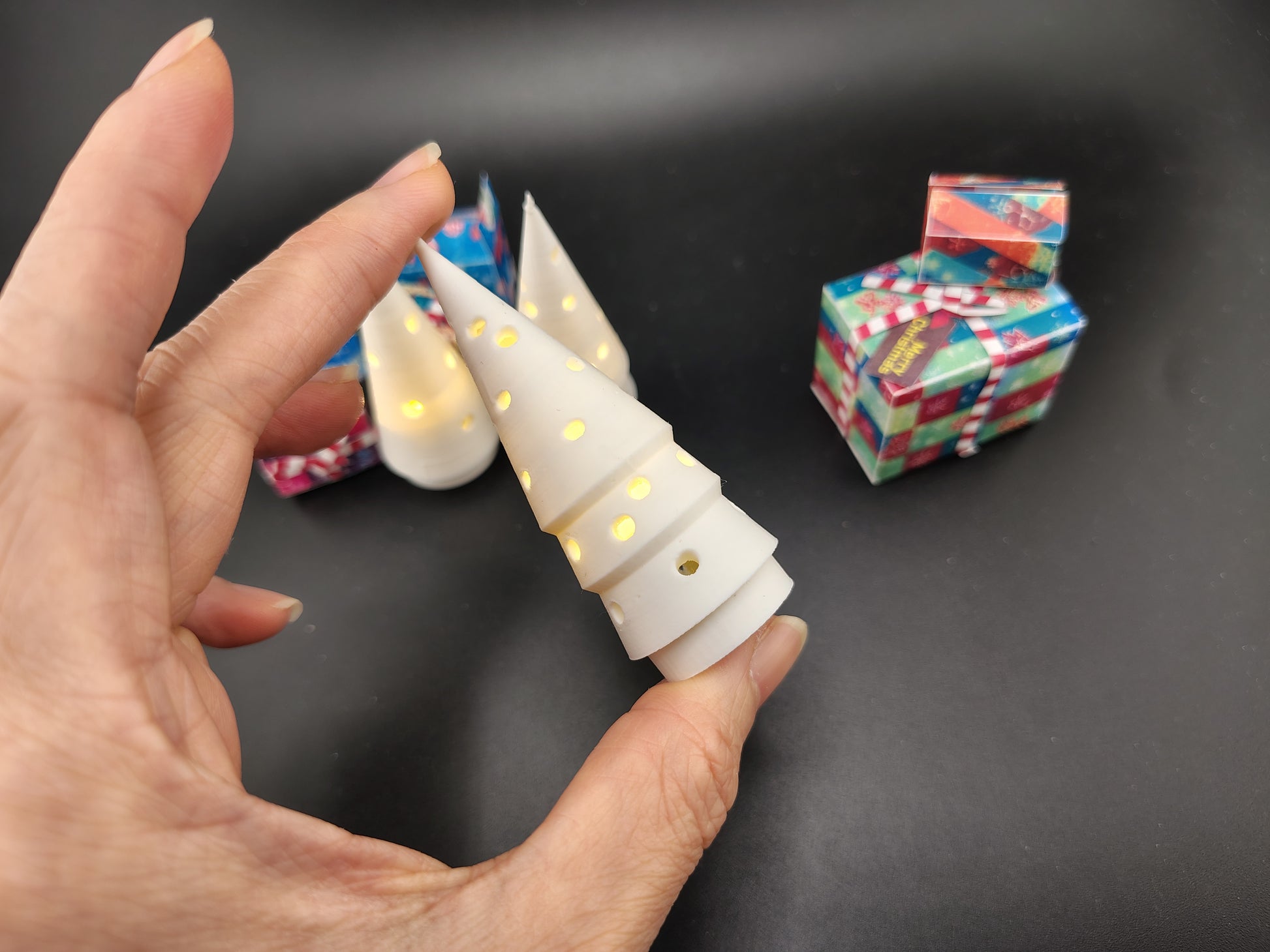 Christmas Tree easy light on decoration STL file for dollhouse or desk x'mas display , 3 style