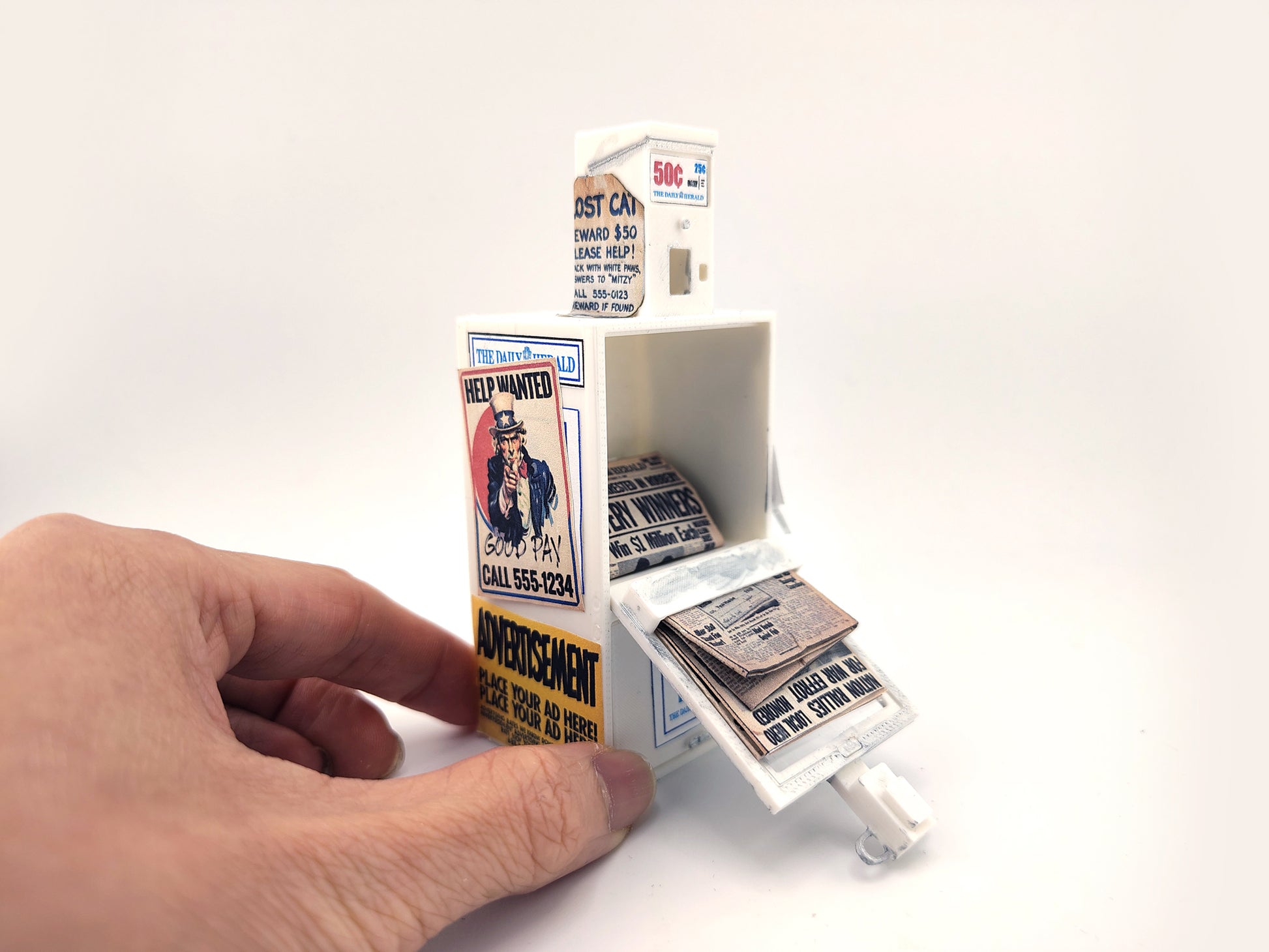 1:12 Vintage Newspaper Vending Machine STL — 20th-Century American Street Scene Miniature (3D Print File, included printed paper, Instant Download)