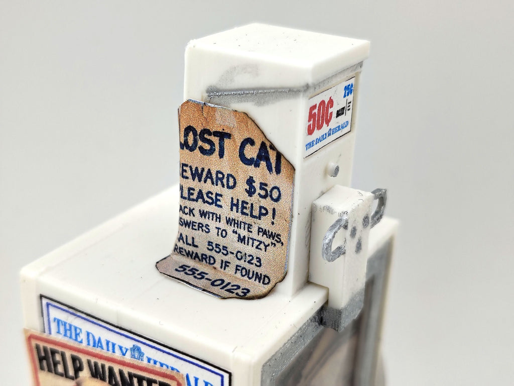 1:12 Vintage Newspaper Vending Machine STL — 20th-Century American Street Scene Miniature (3D Print File, included printed paper, Instant Download)