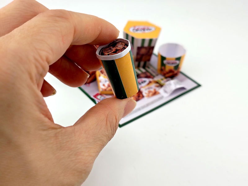 1:6 Scale Dollhouse Fried Chicken Set – Printable Miniature Fast Food (PDF Download)