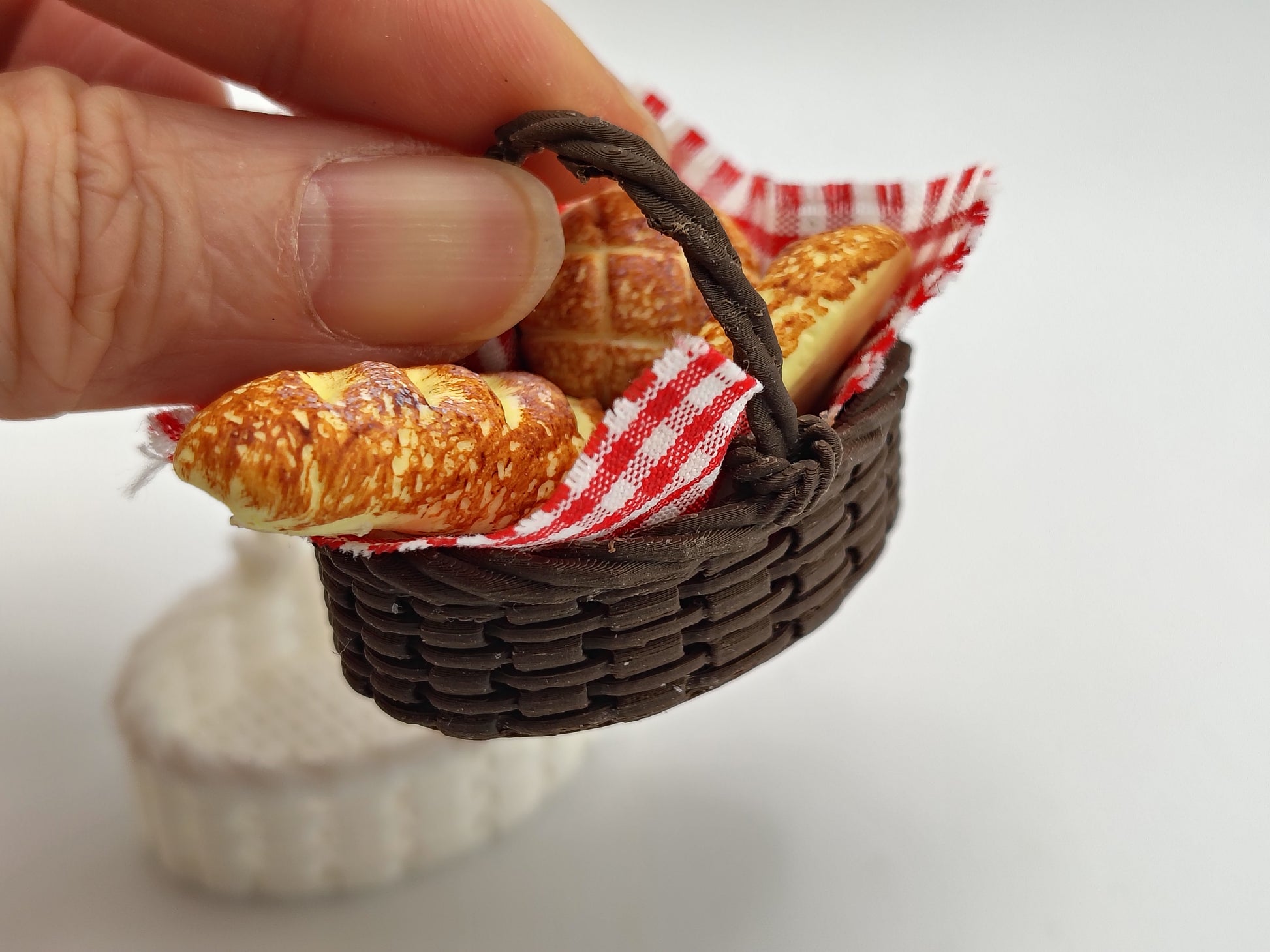 1:12 Scale Dollhouse Basket STL File, Miniature Picnic Accessory (Digital Download)