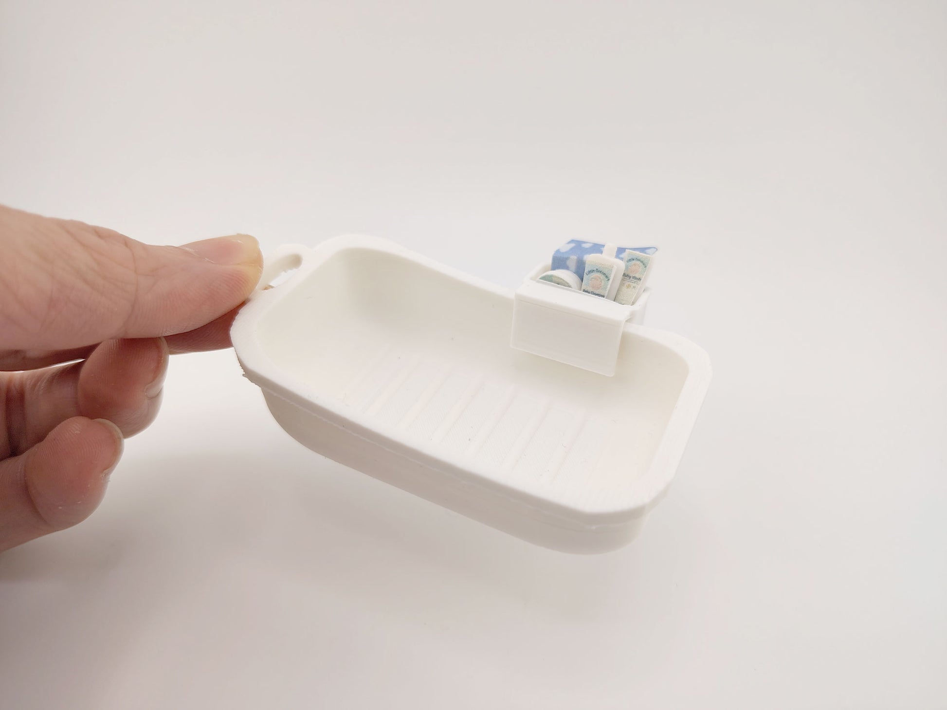 1:12 Baby Bath Tub,  baby shower, shampoo, baby cream (3D print STL file, PDF)