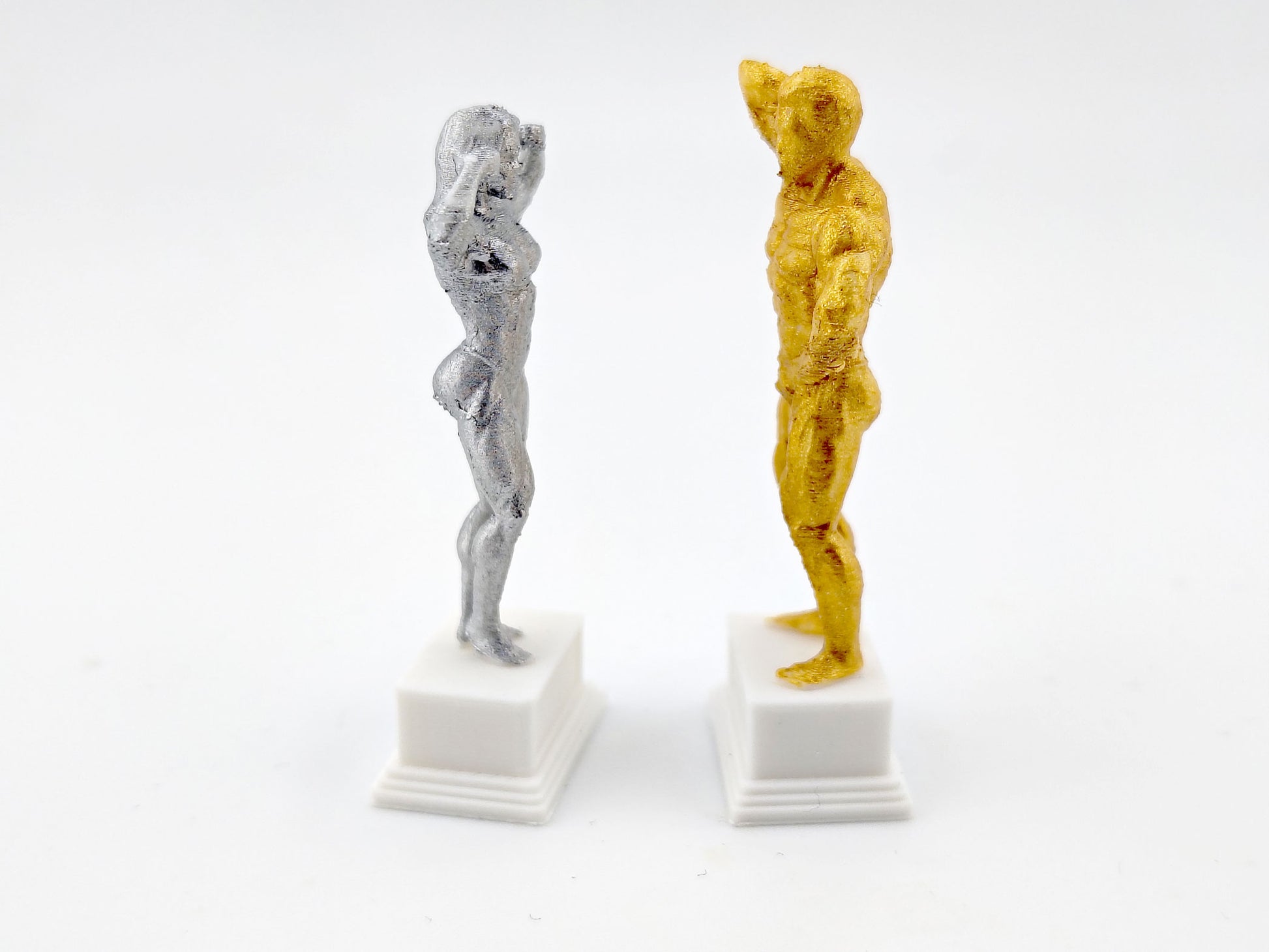 1:12 Miniature Bodybuilder Statue STL — Classic Fitness Trophy Figurine for Dollhouse Gym & Display (3D Print File, Instant Download)