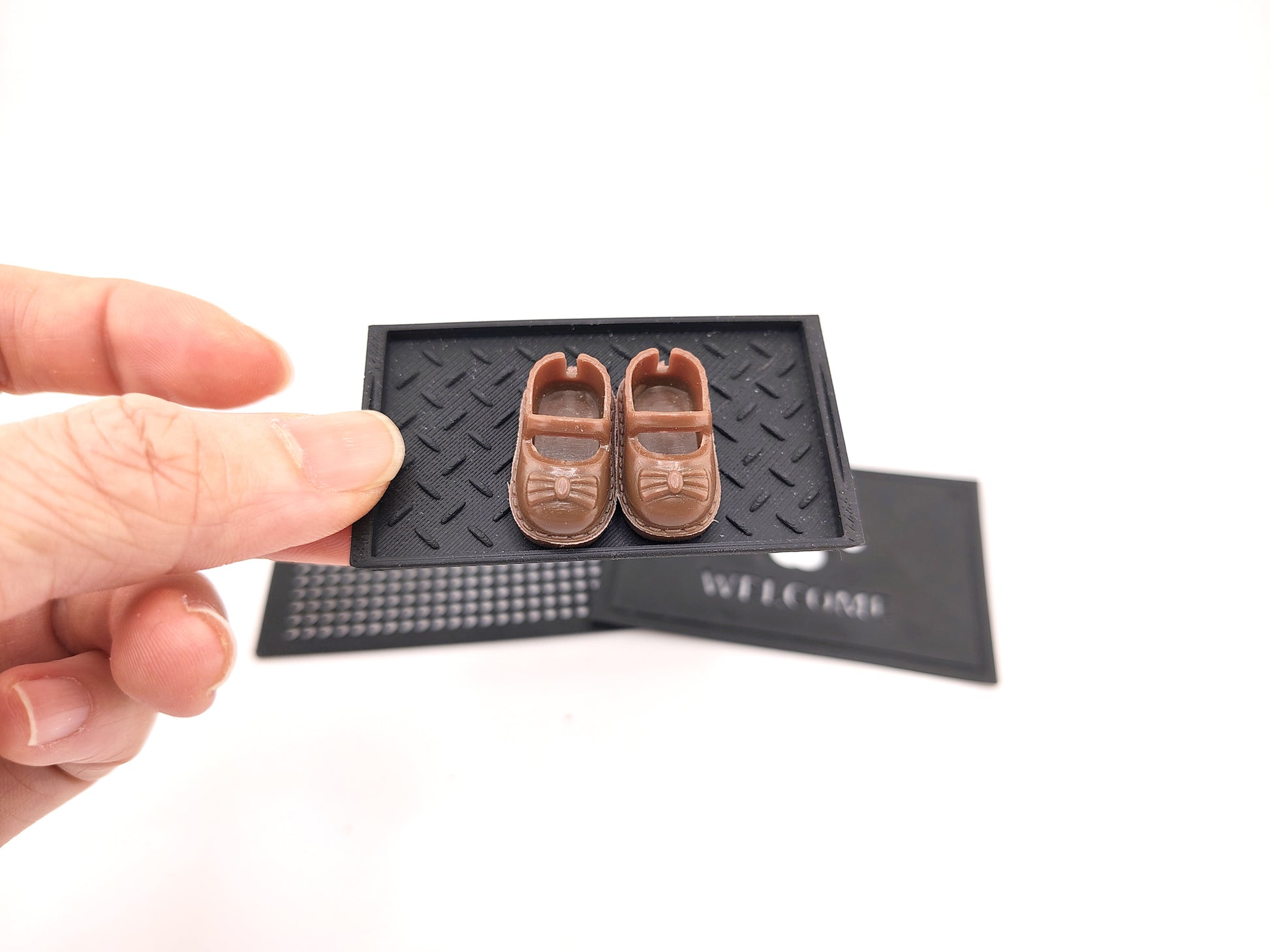 1:12 Scale Miniature Shoe Drip Trays & Floor Mat STL, 3D Print Mudroom Set, Dollhouse Entryway Accessories, 3 Styles, Digital Download