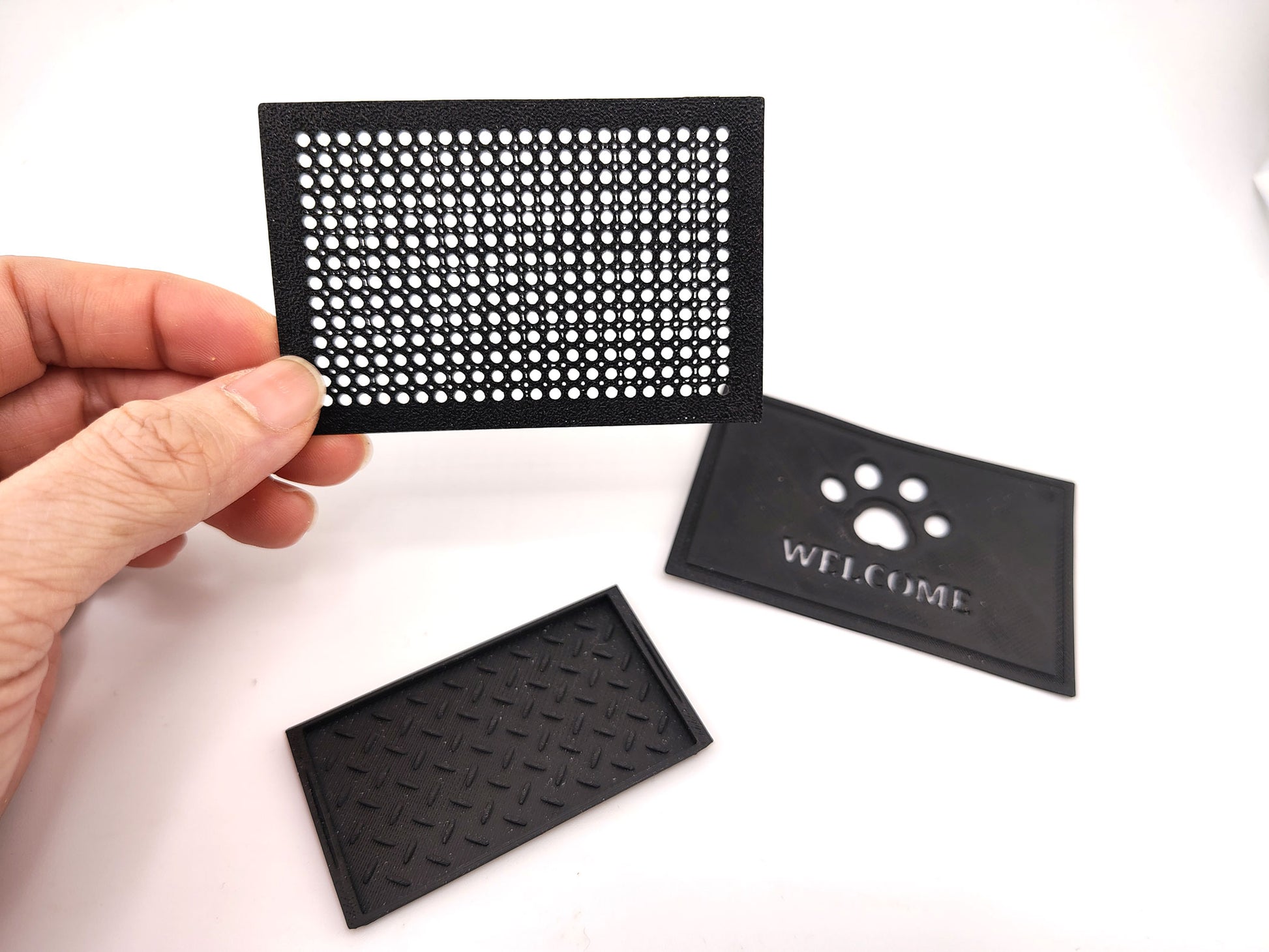 1:12 Scale Miniature Shoe Drip Trays & Floor Mat STL, 3D Print Mudroom Set, Dollhouse Entryway Accessories, 3 Styles, Digital Download