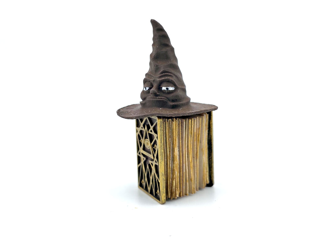 1:12 Wizard Book Cover and Magic Hat (PDF+STL) — Magical Spell Book Cover for Dollhouse Wizard Scenes, spell rooms (PDF+STL)