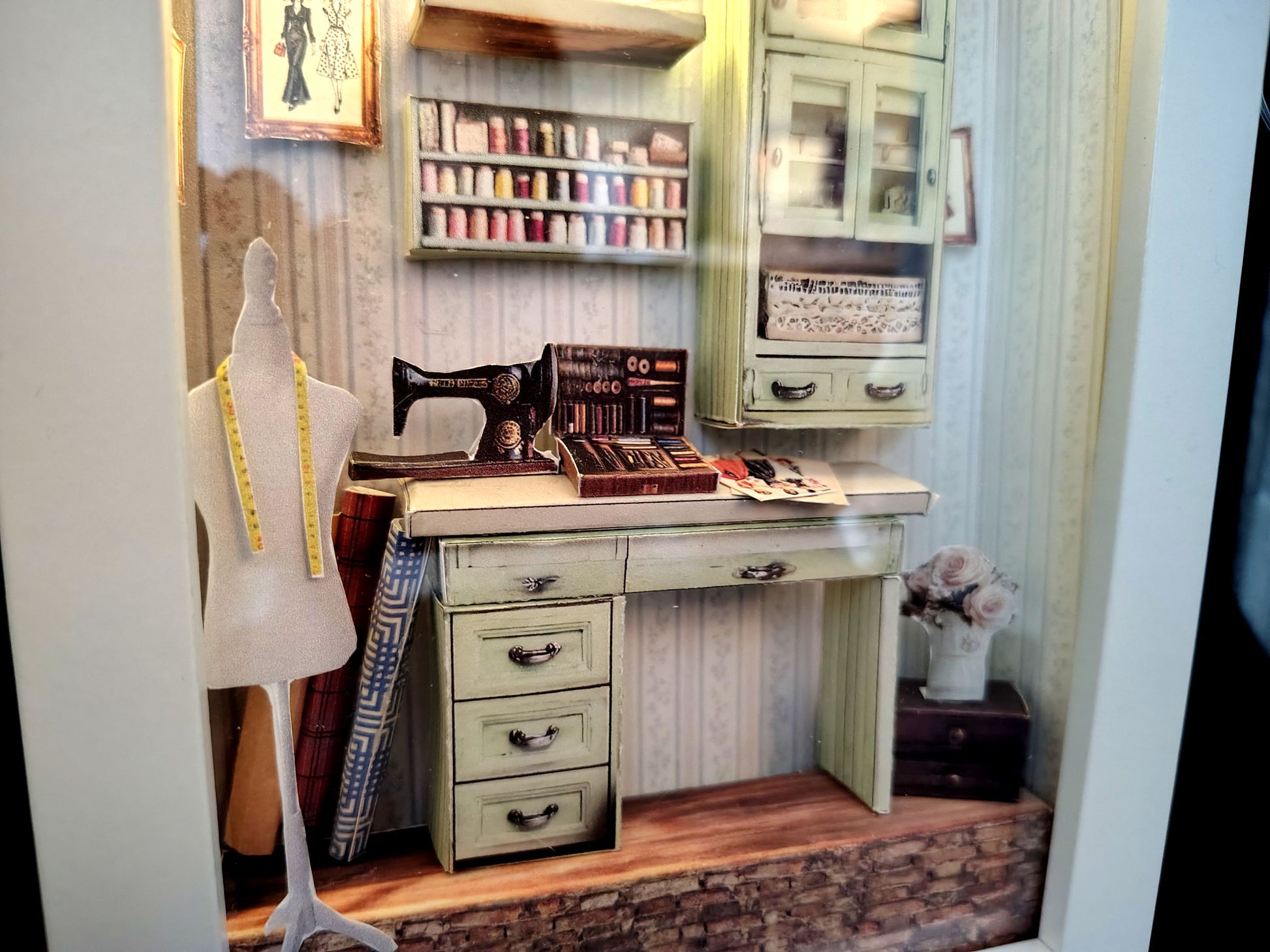 Printable 1:12 Sewing Room Photo Frames Kit, Miniature Stitching Machine & Tool Box Decor, Dollhouse Gallery Wall Template, Digital Download