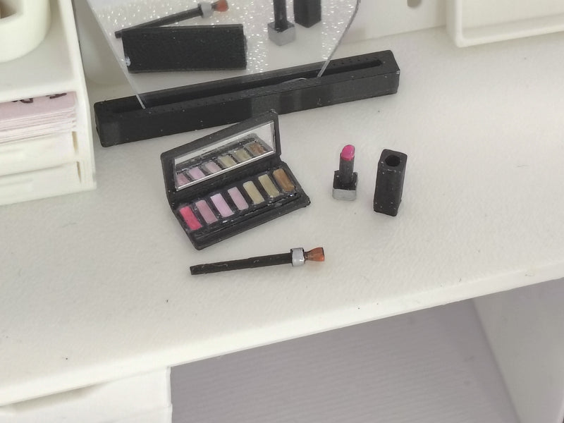 1:12 Scale Miniature Makeup Set, Eyeshadow Palette, Lipstick, Brush, Dollhouse Vanity Accessories