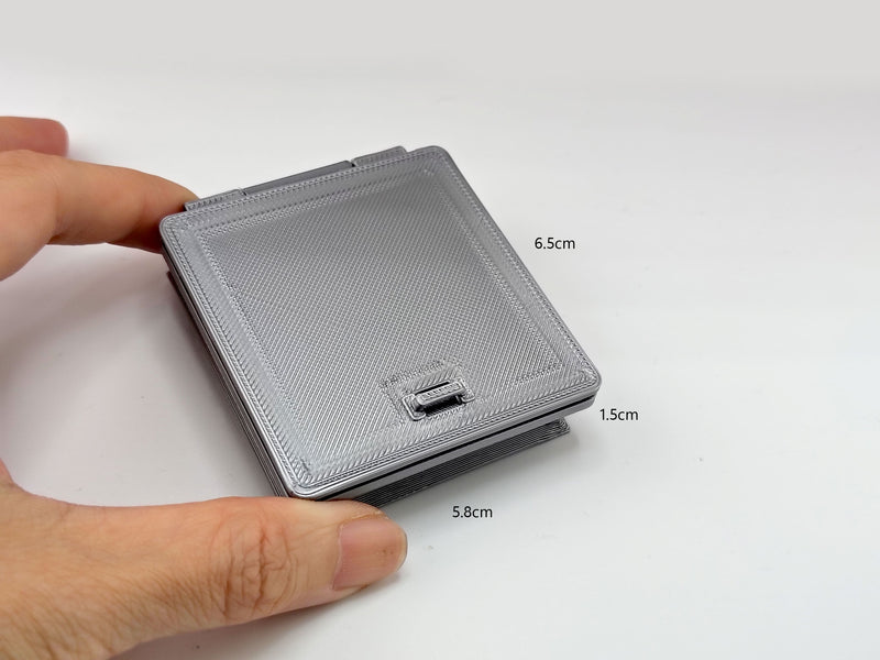 The most compelling miniature scenes rely on interactive, functional details that mirror the real world. This artist-crafted roof hatch features a fully working hinge design, allowing the textured protective lid to swing open or closed.